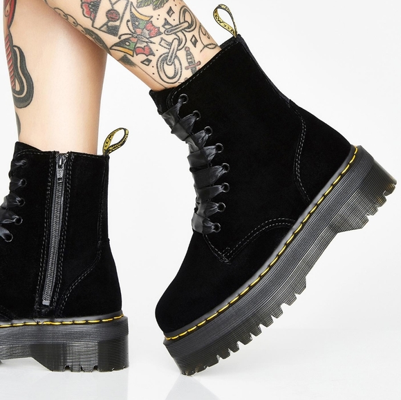 dr martens velvet jadon